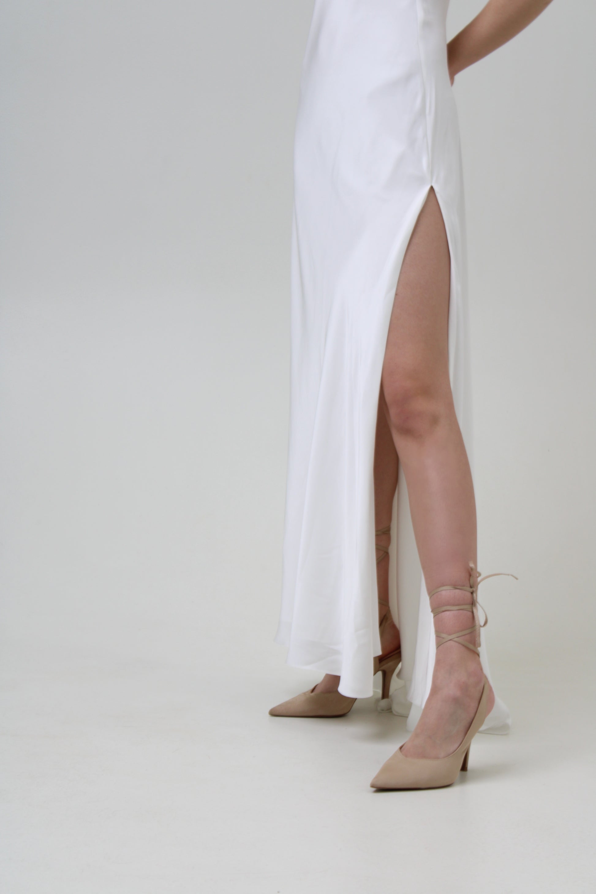 Deep V Cut  Neck Wedding Dress SHY